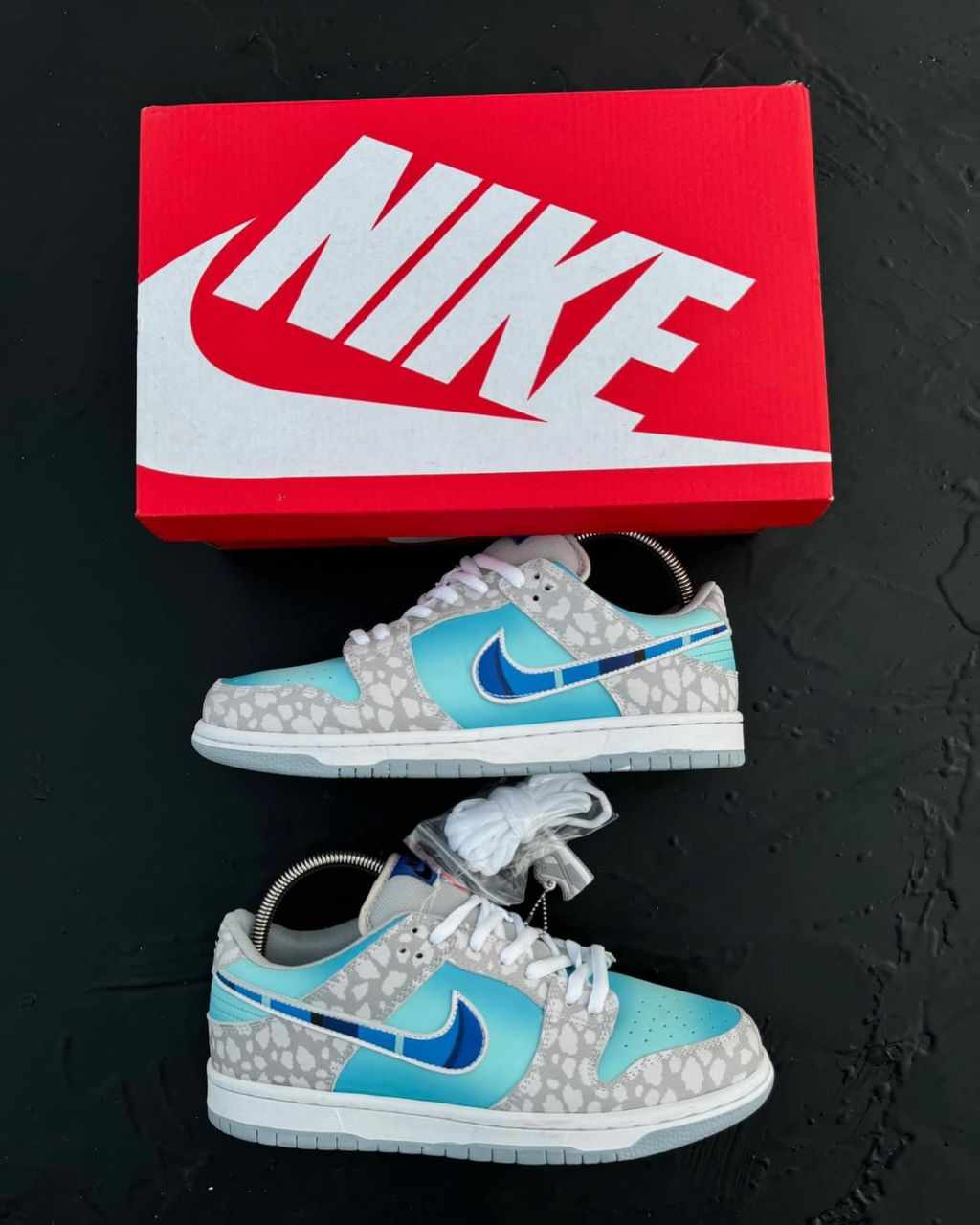 CHAUSSURE NIKE SB BLEU CIEL BLAN loumboo